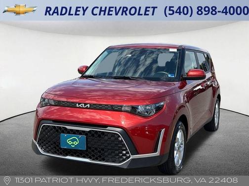 Orange 2025 Kia Soul LX