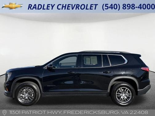 2025 GMC Acadia Elevation