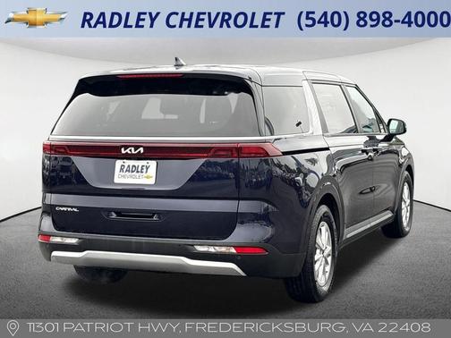 2023 Kia Carnival LX