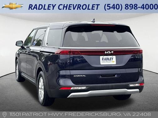 2023 Kia Carnival LX
