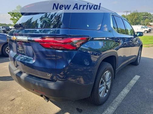 Northsky Blue Metallic 2023 Chevrolet Traverse LT Cloth