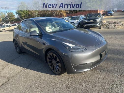2023 Tesla Model Y Performance