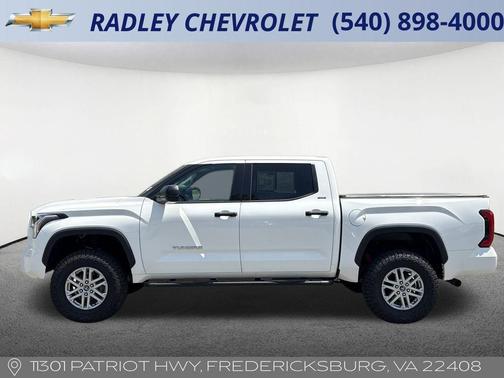 2022 Toyota Tundra SR5
