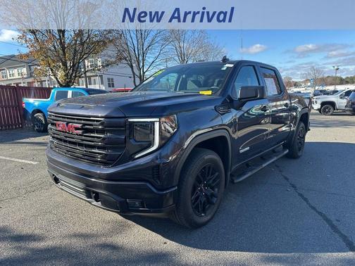 2025 GMC Sierra 1500 Elevation