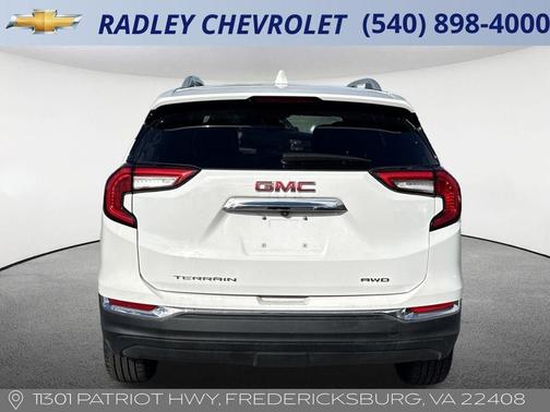 2024 GMC Terrain SLT