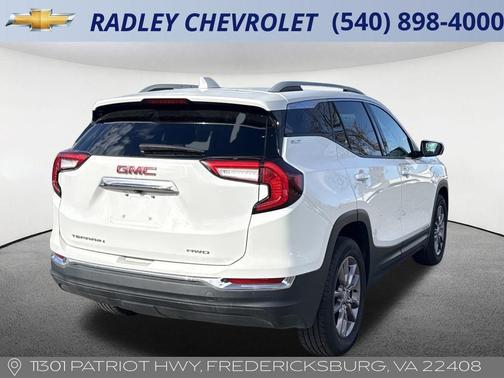 2024 GMC Terrain SLT