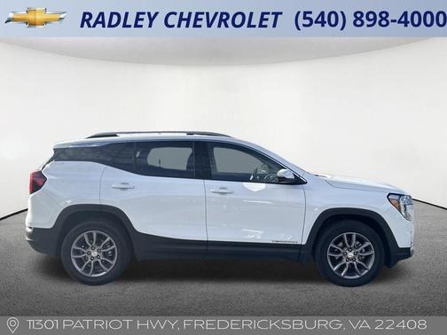 2024 GMC Terrain SLT