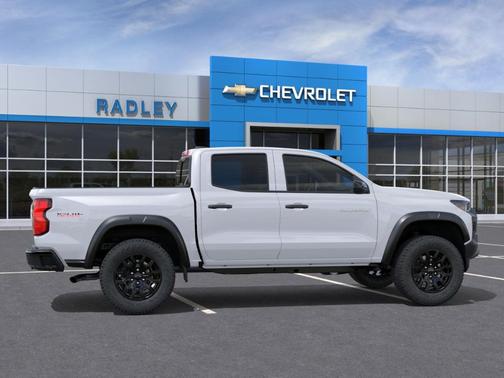 Summit White 2026 Chevrolet Colorado Trail Boss