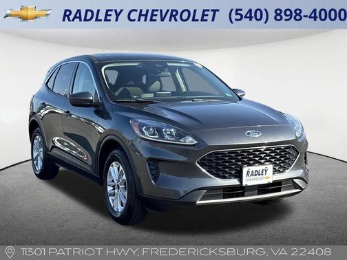 2020 Ford Escape SE