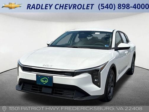 White 2025 Kia K4