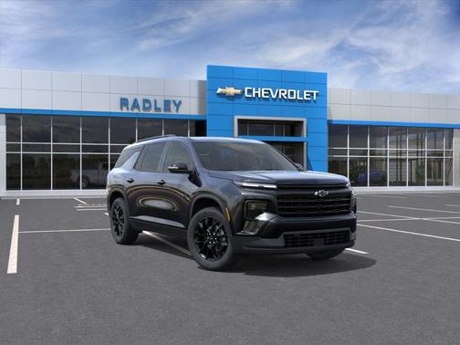 Mosaic Black Metallic 2026 Chevrolet Traverse LT