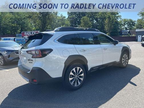 2025 Subaru Outback Touring