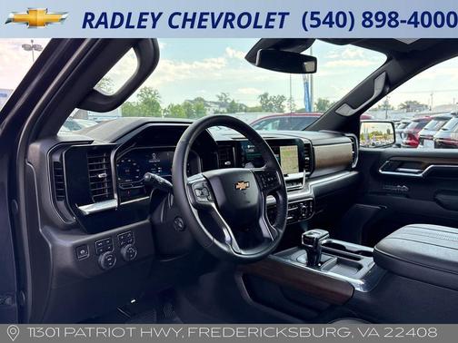 Dark Ash Metallic 2024 Chevrolet Silverado 1500 High Country