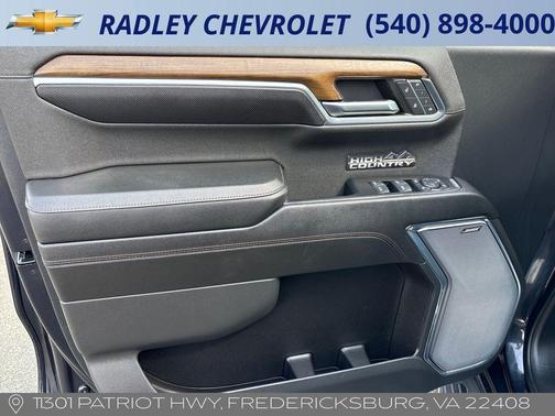 Dark Ash Metallic 2024 Chevrolet Silverado 1500 High Country