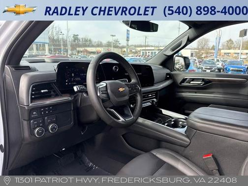 2025 Chevrolet Suburban LT