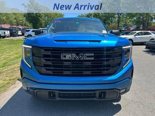 Dynamic Blue Metallic 2023 GMC Sierra 1500 Elevation
