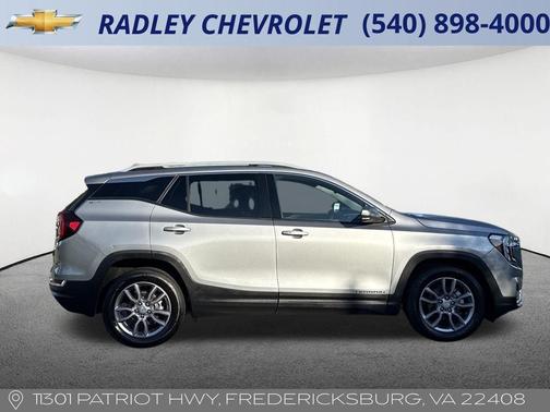 2023 GMC Terrain SLT