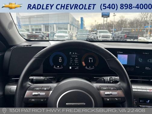 2025 Hyundai KONA SEL