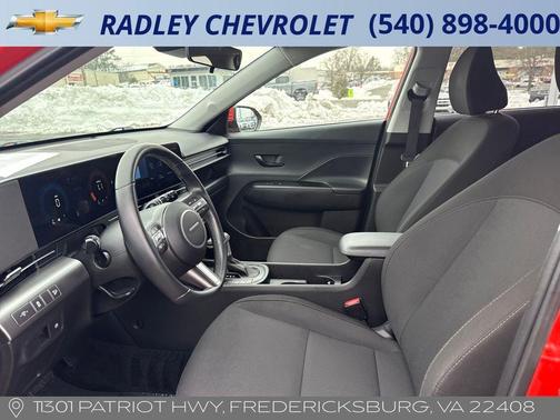 2025 Hyundai KONA SEL