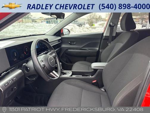 2025 Hyundai KONA SEL