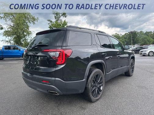 2022 GMC Acadia SLE
