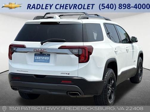 2023 GMC Acadia AT4