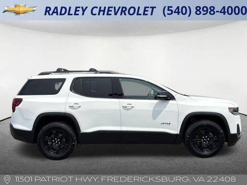 2023 GMC Acadia AT4