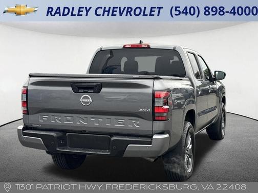 2025 Nissan Frontier SV