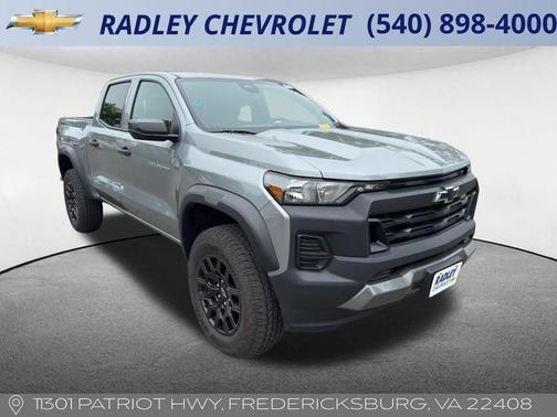 Sterling Gray Metallic 2023 Chevrolet Colorado Trail Boss