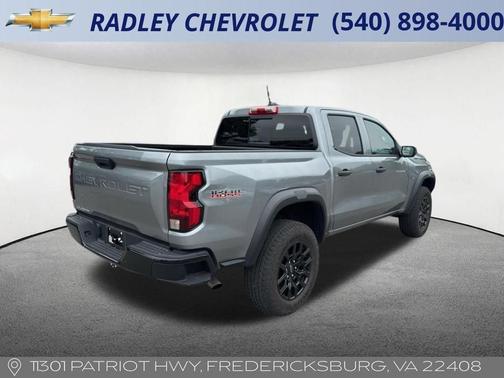 Sterling Gray Metallic 2023 Chevrolet Colorado Trail Boss