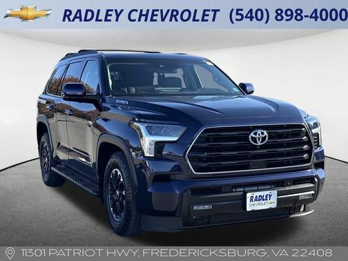 2024 Toyota Sequoia SR5