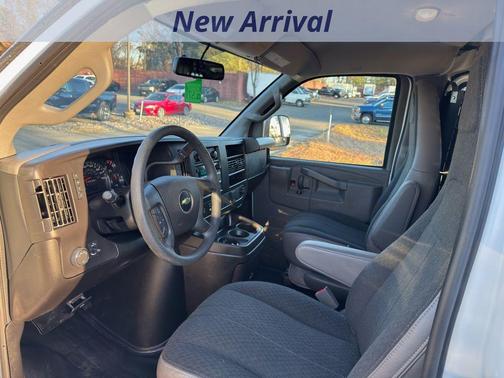 2024 Chevrolet Express 2500 Work Van