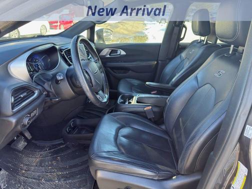 2019 Chrysler Pacifica Touring-L Plus