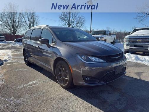 2019 Chrysler Pacifica Touring-L Plus