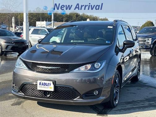 2019 Chrysler Pacifica Touring-L Plus
