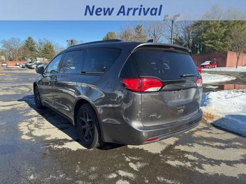 2019 Chrysler Pacifica Touring-L Plus