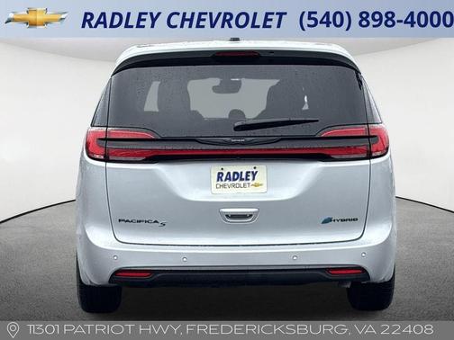 2024 Chrysler Pacifica Hybrid Select