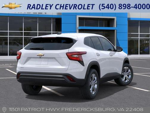 Summit White 2026 Chevrolet Trax LS