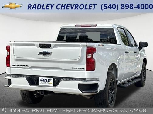 2023 Chevrolet Silverado 1500 Custom