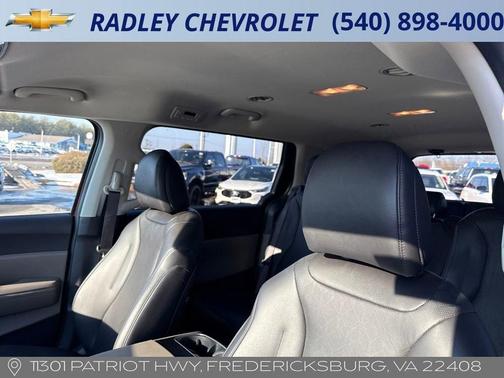 2025 Kia Carnival LXS