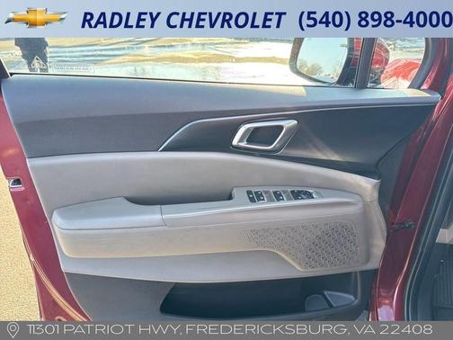 2025 Kia Carnival LXS