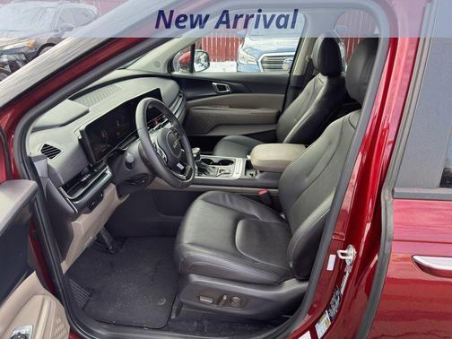 2025 Kia Carnival LXS