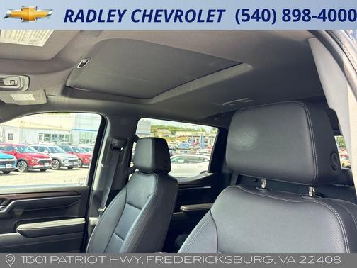 Onyx Black 2024 GMC Sierra 1500 SLT