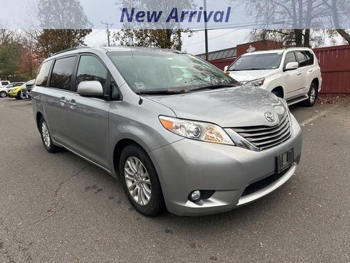 2013 Toyota Sienna XLE