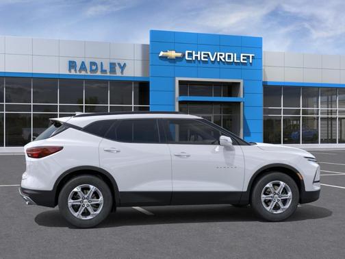 Summit White 2026 Chevrolet Blazer LT