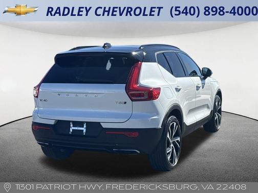 2020 Volvo XC40 T5 R-Design