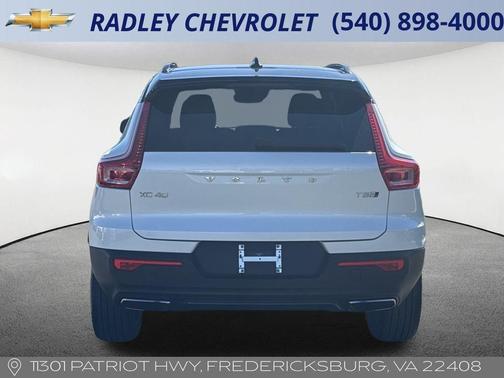 2020 Volvo XC40 T5 R-Design