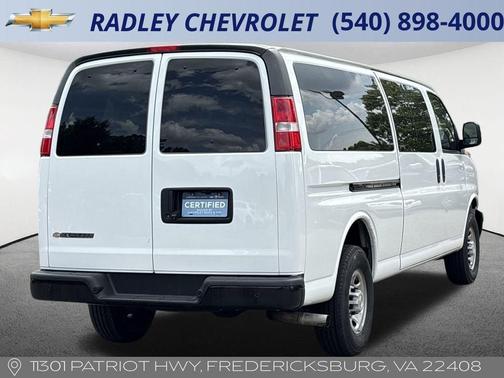2022 Chevrolet Express 3500 LS
