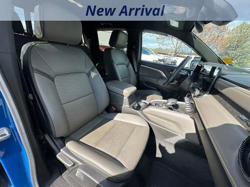 Glacier Blue Metallic 2024 Chevrolet Colorado ZR2