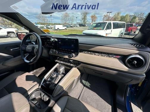 Glacier Blue Metallic 2024 Chevrolet Colorado ZR2